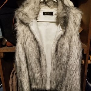 New Faux fur vest